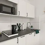Sowi - Stilvolles Mit Parkplatz - Naehe Klinikum Und Uni *
