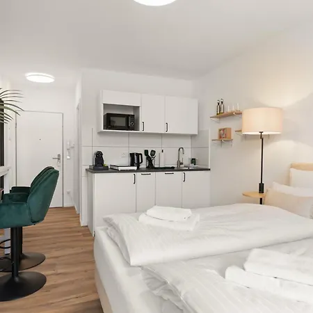 Sowi - Stilvolles Mit Parkplatz - Naehe Klinikum Und Uni Apartmán *