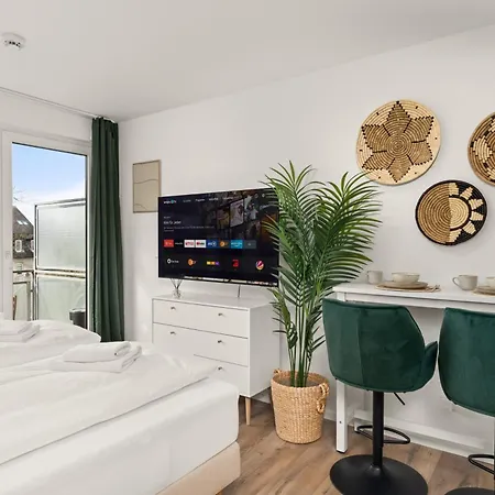 Sowi - Stilvolles Mit Parkplatz - Naehe Klinikum Und Uni Apartman