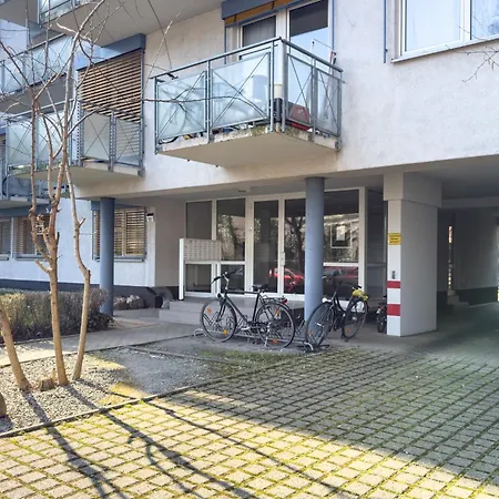 Sowi - Stilvolles Mit Parkplatz - Naehe Klinikum Und Uni Kassel