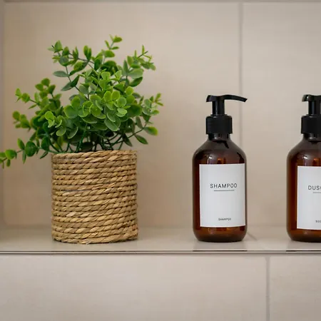 Sowi - Stilvolles Mit Parkplatz - Naehe Klinikum Und Uni Apartman *