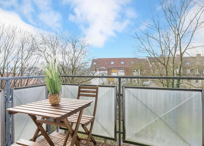 Sowi - Stilvolles Mit Parkplatz - Naehe Klinikum Und Uni Apartment *