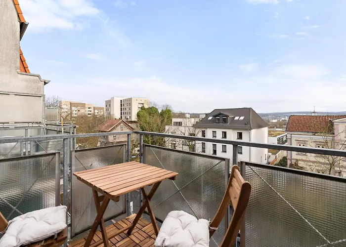 Sowi - Stilvolles Mit Parkplatz - Naehe Klinikum Und Uni Apartment