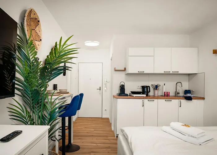 Sowi - Stilvolles Mit Parkplatz - Naehe Klinikum Und Uni Apartment Kassel