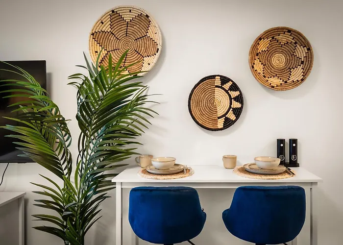 Sowi - Stilvolles Mit Parkplatz - Naehe Klinikum Und Uni *