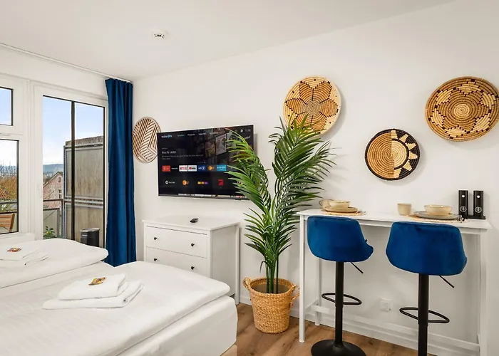 Sowi - Stilvolles Mit Parkplatz - Naehe Klinikum Und Uni Apartment